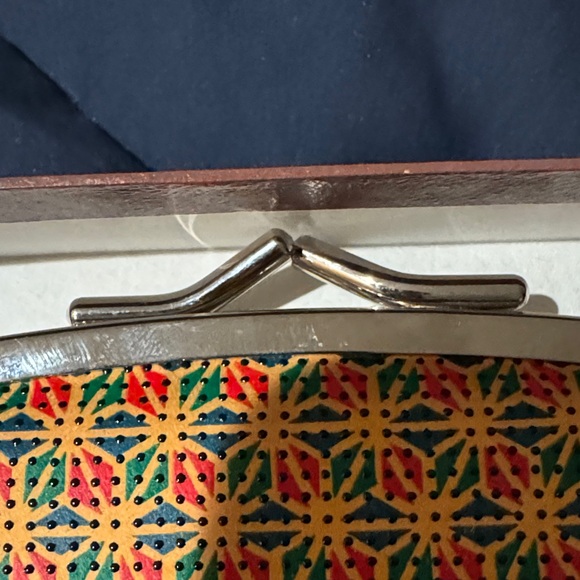 Colorful Patterned Women's Wallet - Picture 4 of 7